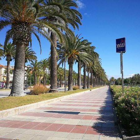 Apartment In Salou, Escaladei Eksteriør bilde