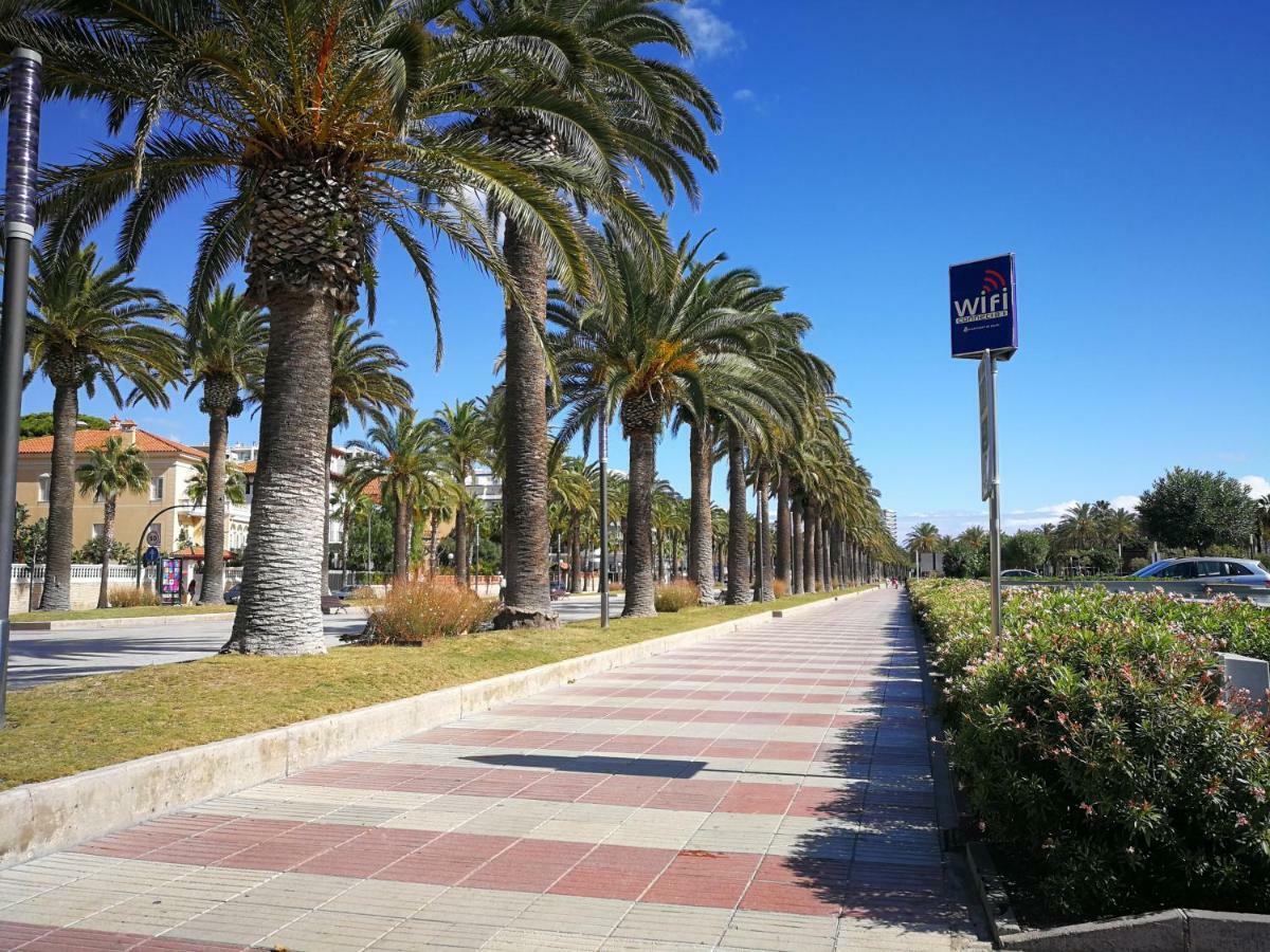 Apartment In Salou, Escaladei Eksteriør bilde